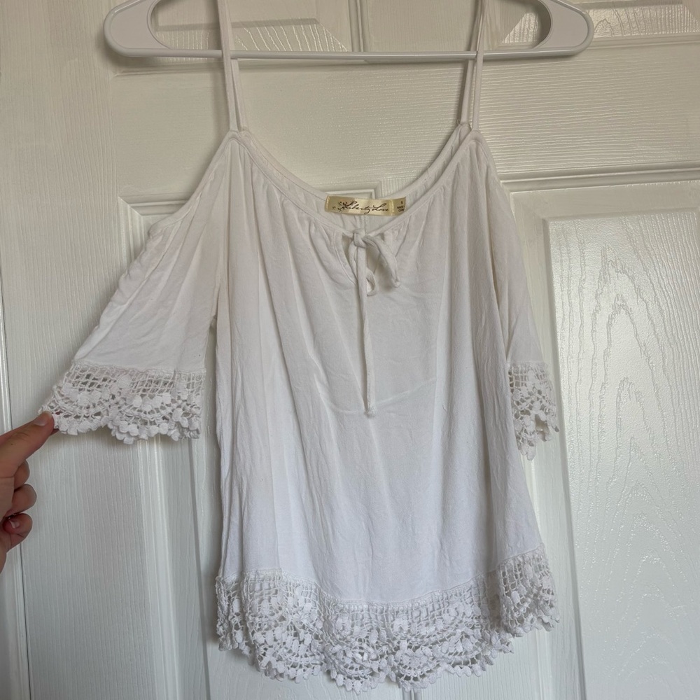 Liberty Love | Boho shoulder cut-out blouse | white | size: S